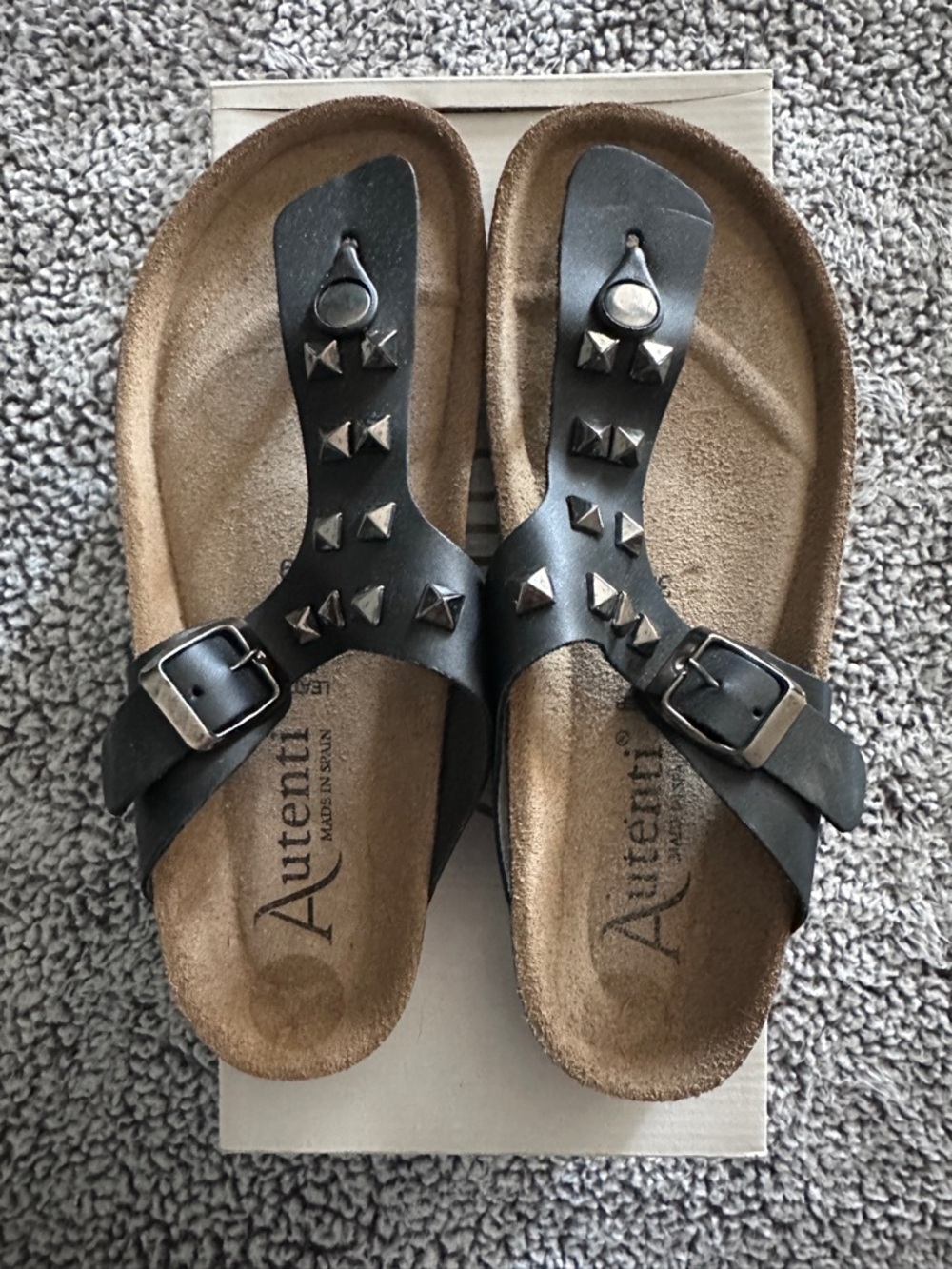 Autenti Black Studded Leather Women's Sandals